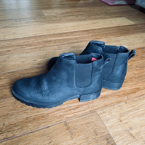 Sorel Leather Chelsea Boots - Picture 4 of 6